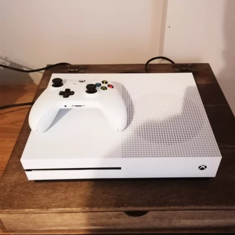 xbox 4 beyaz renk halkalı 2. el